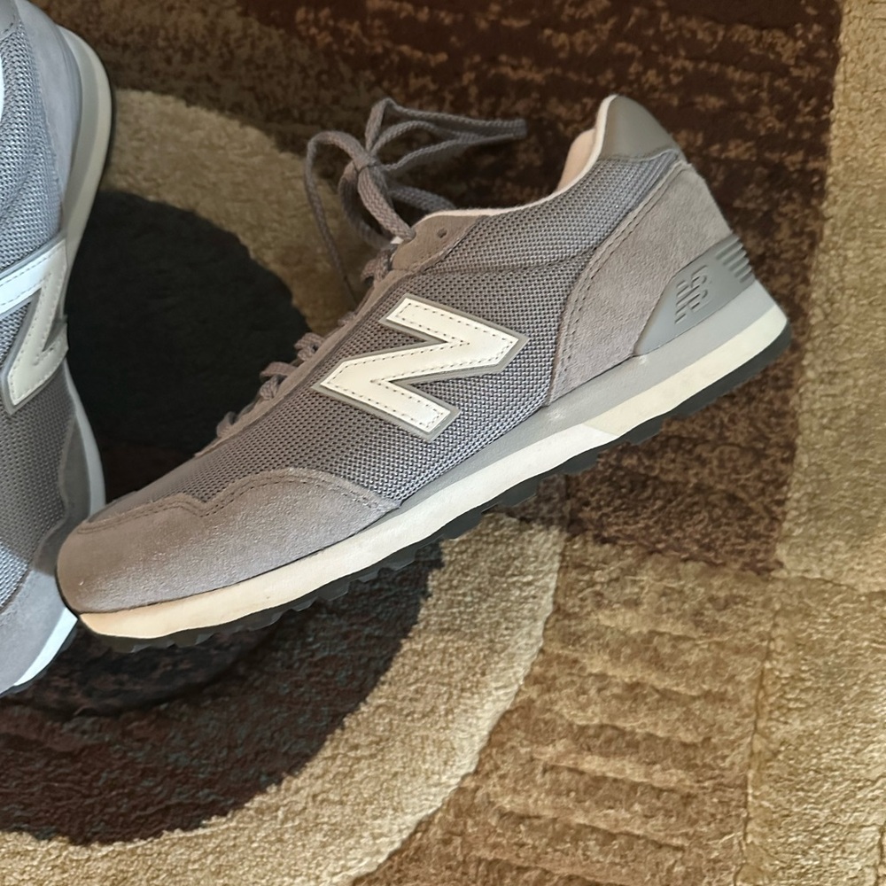 New Balance Gray Sneakers with Minimalist Design